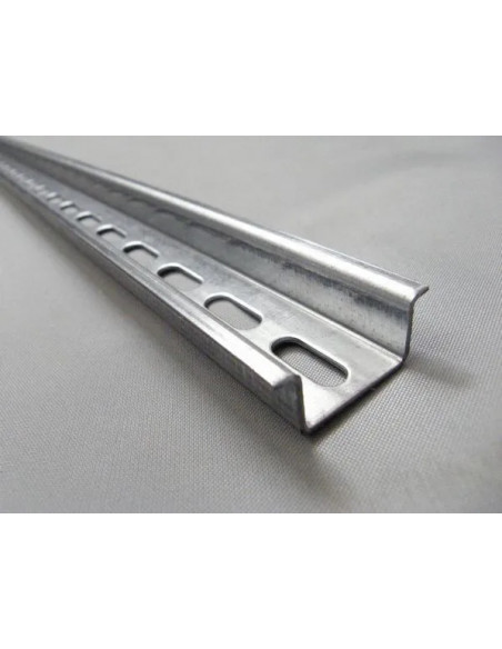 Șină omega perforată 35/7.5mm 2m - Montaj robust și versatil
